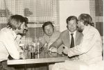 30.06.1974, od lewej siedzą Jan Frank, mój mechanik - Bronisław Chojna, Błażej Krupa, Janusz Kiljańczyk. Link z wynikami: www.scr.civ.pl/wmp1974_3el_poznan.html