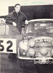 Pamiątkowe zdjęcie od Timo Makinena, zwycięzcy Rajdu Monte Carlo w 1965 roku. W Rajdzie Polski 1966 zajął 2 miejsce w klasyfikacji generalnej